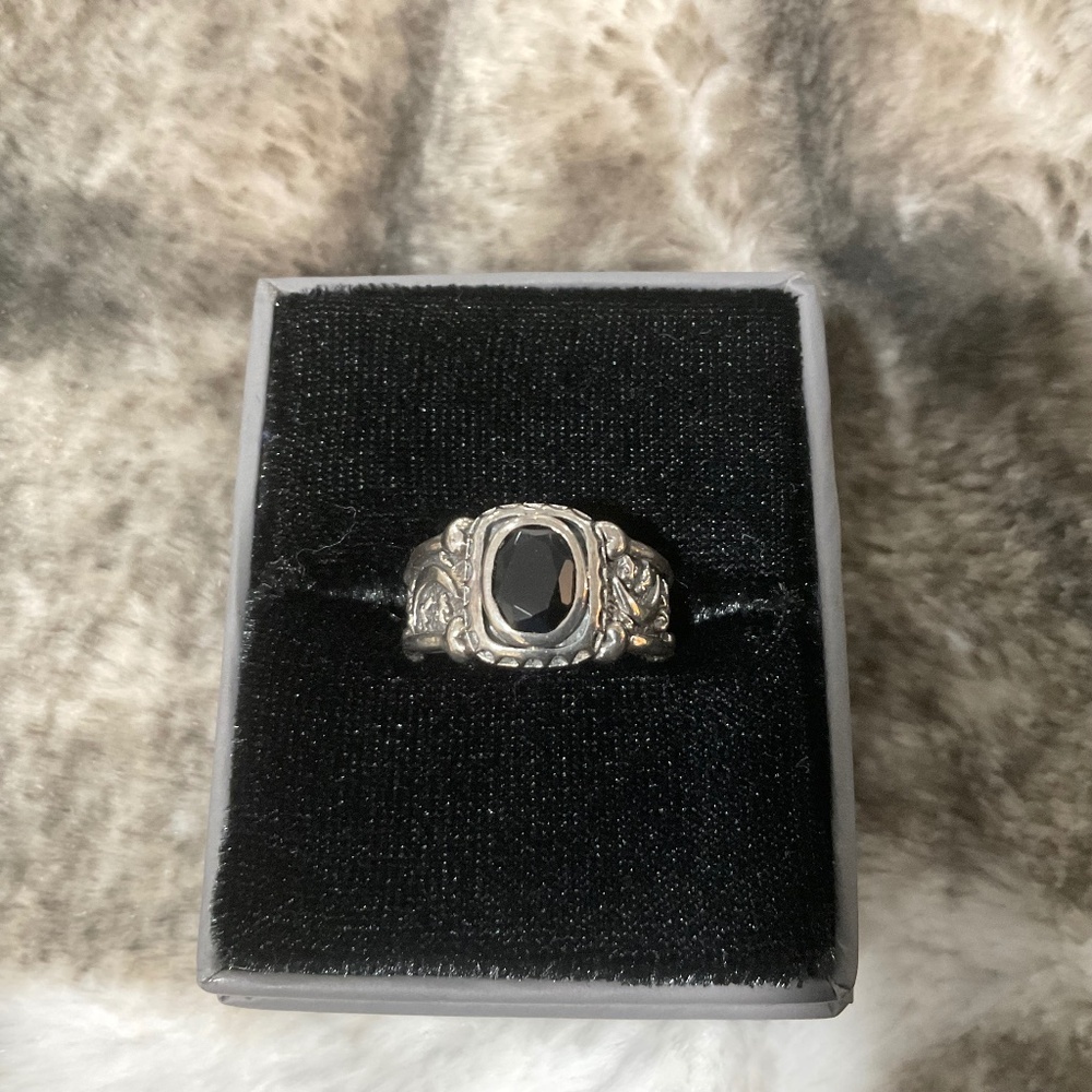 ETAH LOVE SIZE 6 ENCHANTRESS RING